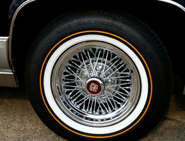 15.000€ δαπάνησε ο πρώην πρωθυπουργός Α.Σαμαράς για να αλλάξει τα λάστιχα της πολυτελούς λιμουζίνας του